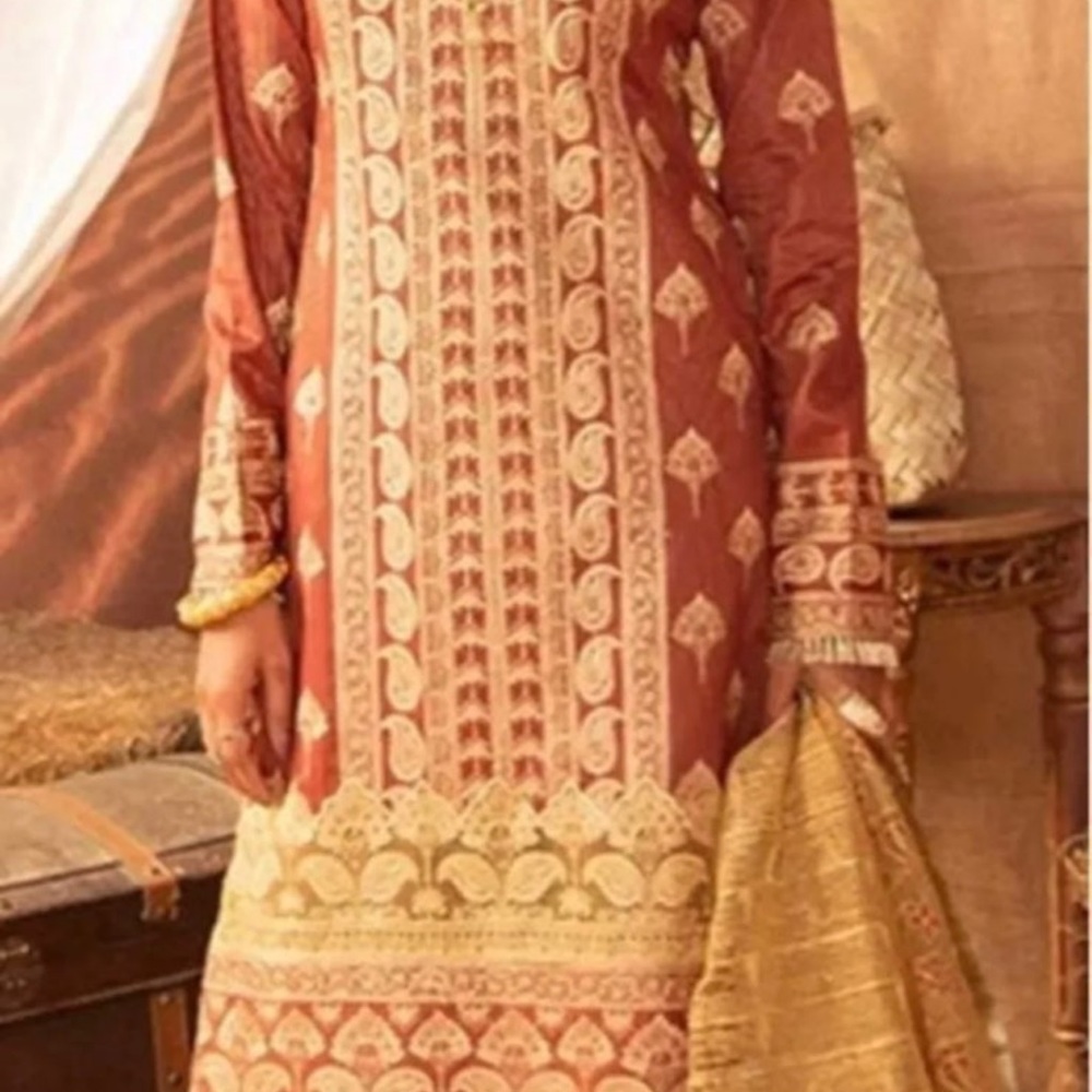 New 3 piece Laxauary Lawn Salwarkameez Pakistani xl